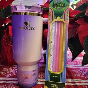 Stanley X Wicked Glinda for Good Lot - 40 oz Tumbler, 4-pack Glinda CharCharms